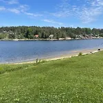Idyllisk I Ulleroy 度假居 *